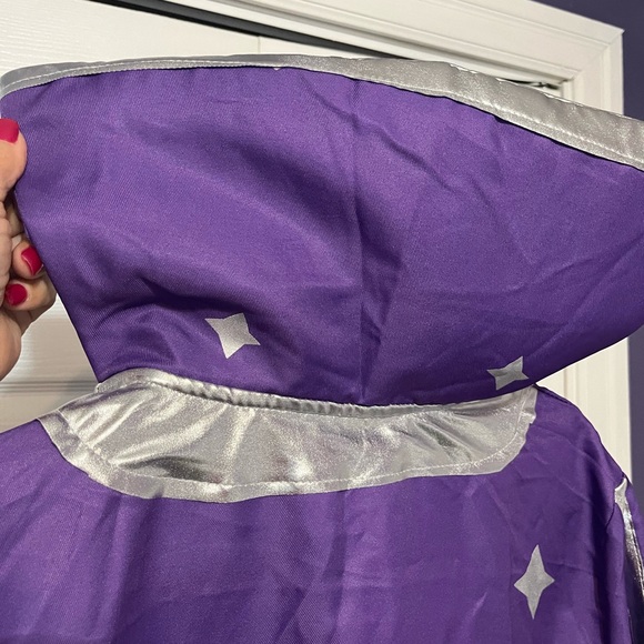 TIPSEY ELVES PURPLE CAPE W STARS HALLOWEEN COSTUME NEW - Picture 4 of 7
